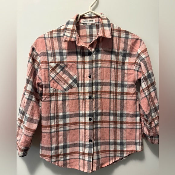 💸CLEARANCE 4/$15💸 SHEIN Pink and Gray Shirt - Picture 1 of 4
